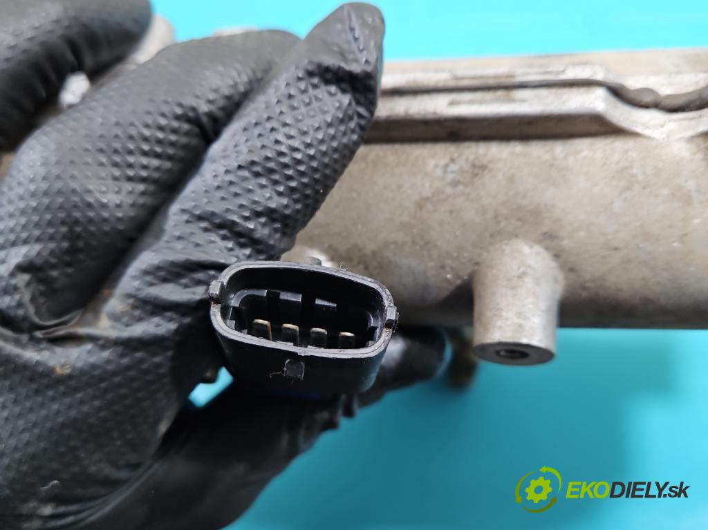 Opel Vectra C 2002-2008 1.9 cdti 150 HP manual 110 kW 1910 cm3 5- zvod nasávací 26570307 (Sacie potrubie)