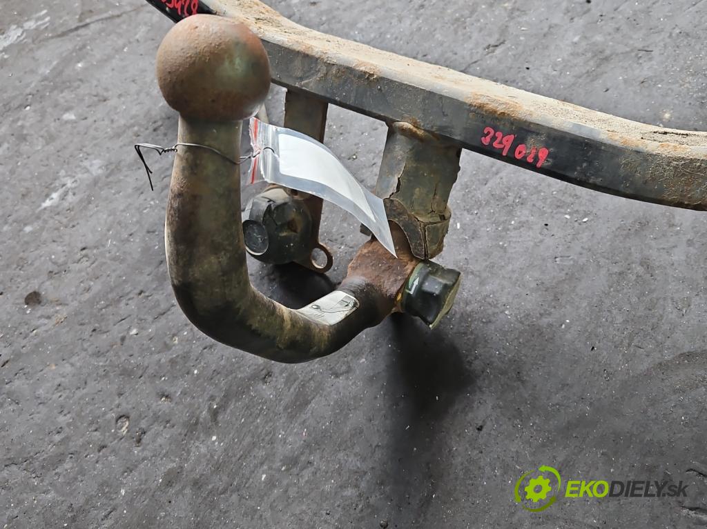 Opel Vectra C 2002-2008 1.9 cdti 150 hp manual 110 kW 1910 cm3 5- oko tažné  (Tažné zařízení)