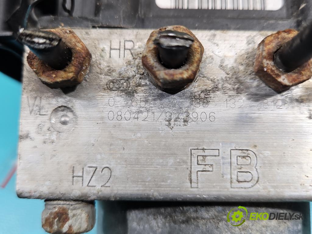 Opel Corsa D 2006-2014 1.4 16V 90 HP manual 66 kW 1364 cm3 3- čerpadlo abs 0265800422 (Pumpa ABS)