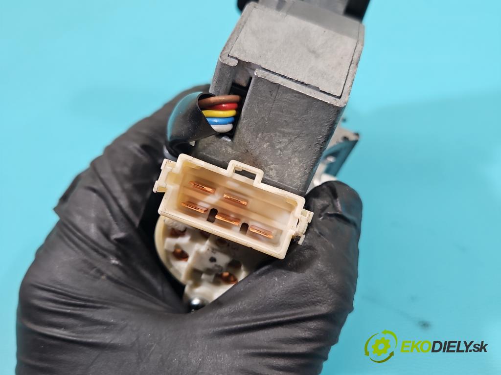 Mitsubishi Outlander II 2006-2013 2.0 DI-D 140 HP manual 103 kW 1968 cm3 5- Spínačka G8D-64OM-RAM-E (Spínacia skrinka)