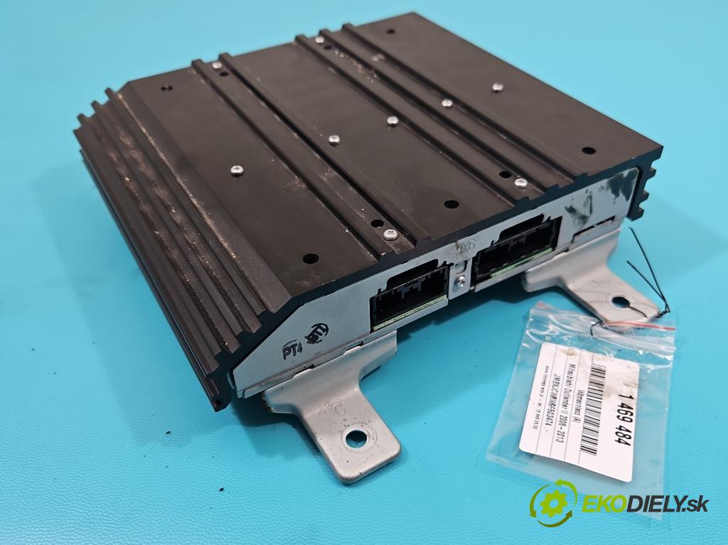 Mitsubishi Outlander II 2006-2013 2.0 DI-D 140 hp manual 103 kW 1968 cm3 5- Zesilovač: 8701A257 (Zesilovač)