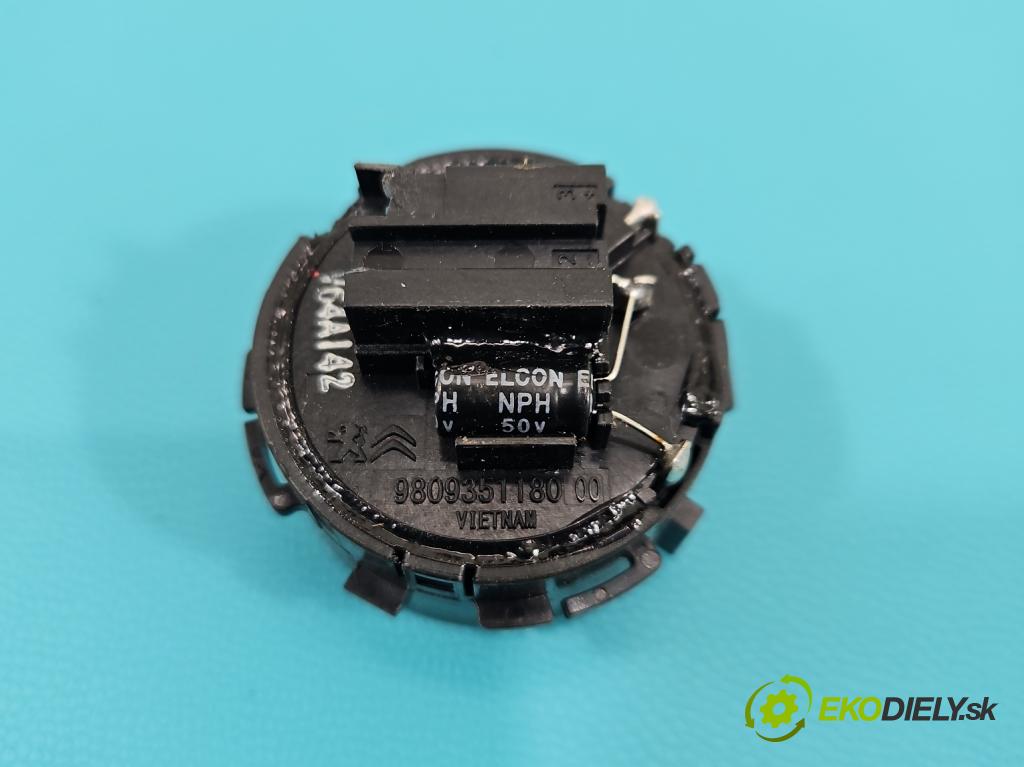 Opel Corsa F 2019- 1.2 12V 75 hp manual 55 kW 1199 cm3 5- reproduktory komplet 9818747880