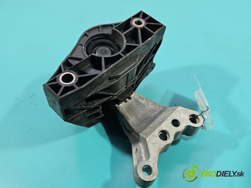 Opel Corsa F 2019- 1.2 12V 75 HP manual 55 kW 1199 cm3 5- airbag motora CMP-243243 (Držiak motora)