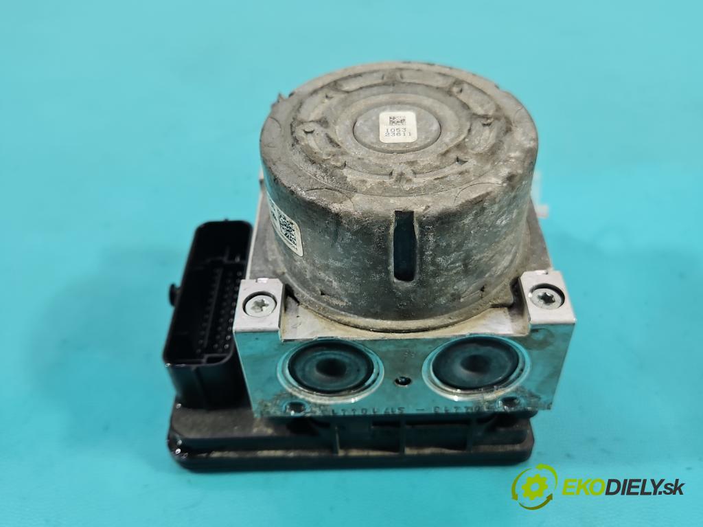 Opel Corsa F 2019- 1.2 12V 75 HP manual 55 kW 1199 cm3 5- čerpadlo abs 9846124480 (Pumpa ABS)