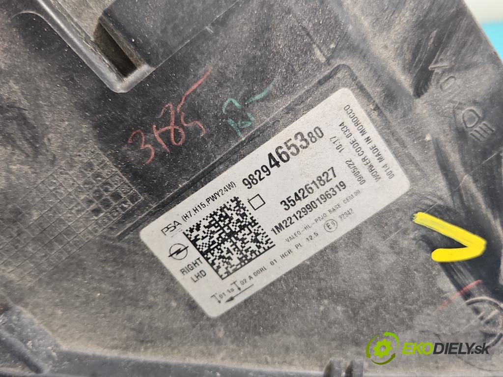 Opel Corsa F 2019- 1.2 12V 75 hp manual 55 kW 1199 cm3 5- světlo pravý 9829465380 (Pravé přední světlo)