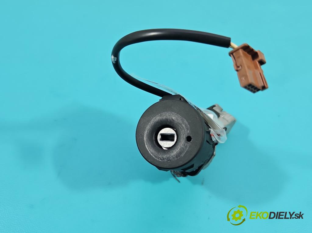 Opel Corsa F 2019- 1.2 12V 75 HP manual 55 kW 1199 cm3 5- Spínačka (Spínacia skrinka)