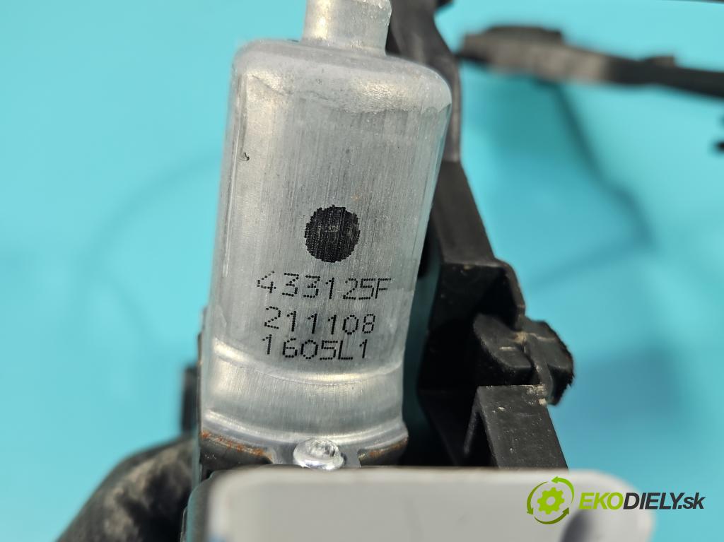 Opel Corsa F 2019- 1.2 12V 75 hp manual 55 kW 1199 cm3 5- mechanismus stahování přední pravý 9829043380