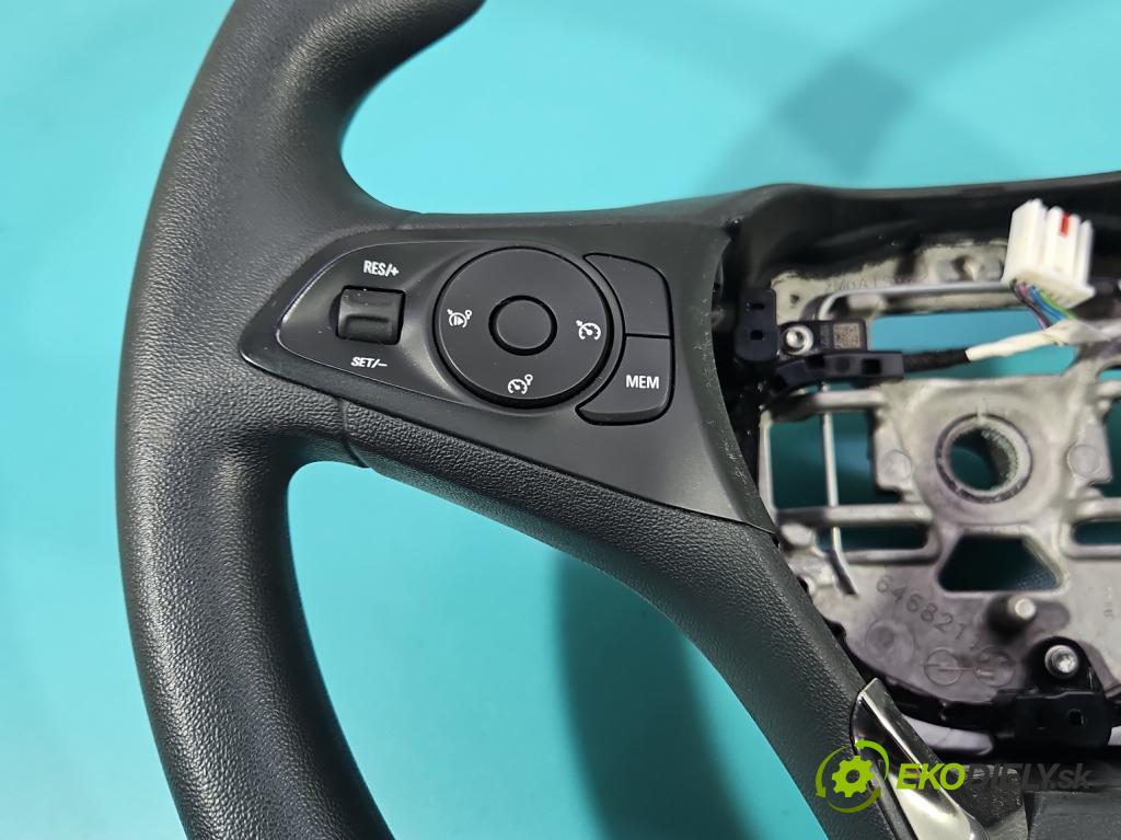 Opel Corsa F 2019- 1.2 12V 75 HP manual 55 kW 1199 cm3 5- volant 21349-10375 (Volant)