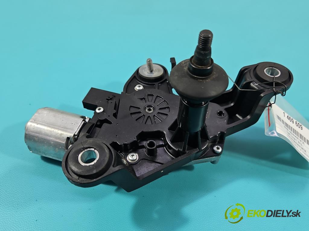 Opel Corsa F 2019- 1.2 12V 75 hp manual 55 kW 1199 cm3 5- motor stěrače zadní 9819900080