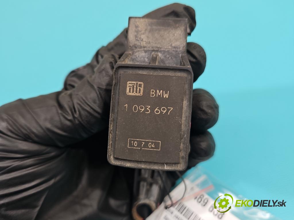 Bmw 5 E60 2003-2010 2.5 R6 192 HP automatic 141 kW 2494 cm3 5- snímač nastavenia xenon 1093697 (Snímač)