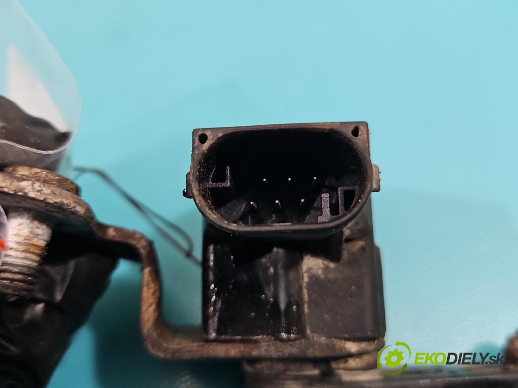 Bmw 5 E60 2003-2010 2.5 R6 192 HP automatic 141 kW 2494 cm3 5- snímač nastavenia xenon 1093699 (Snímač)