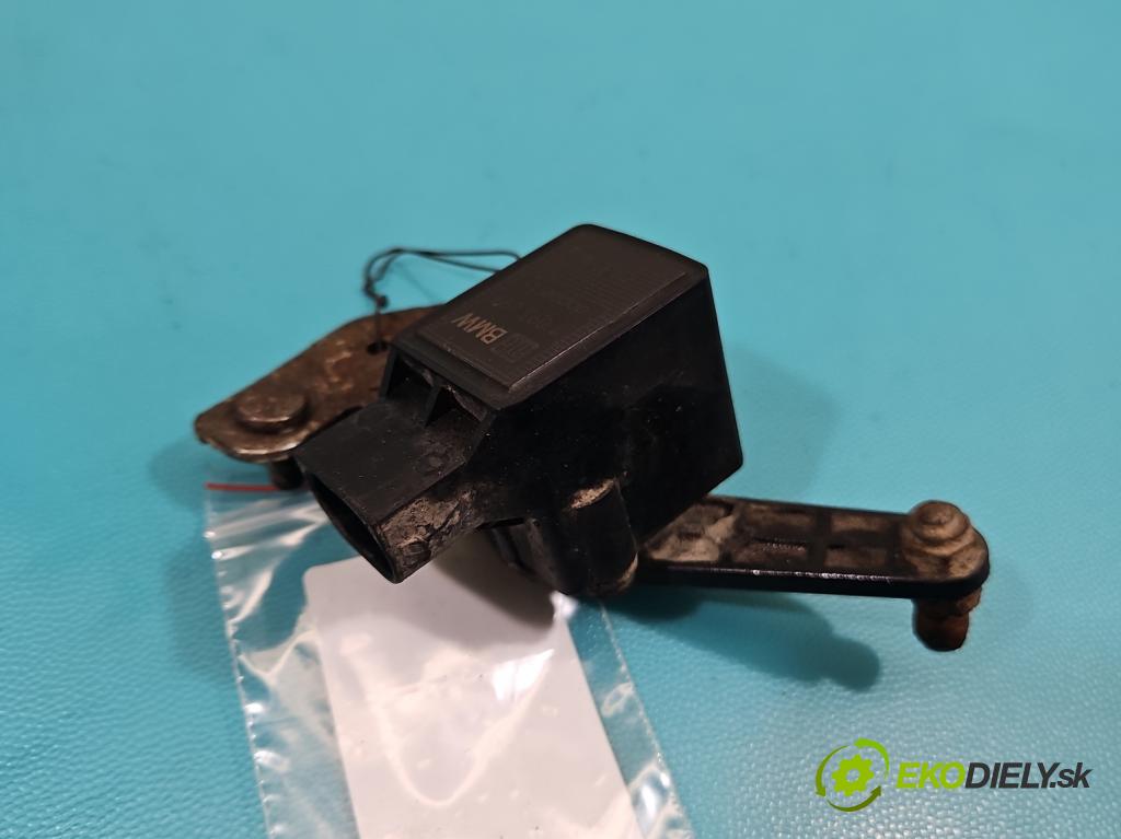 Bmw 5 E60 2003-2010 2.5 R6 192 HP automatic 141 kW 2494 cm3 5- snímač nastavenia xenon 1093699 (Snímač)