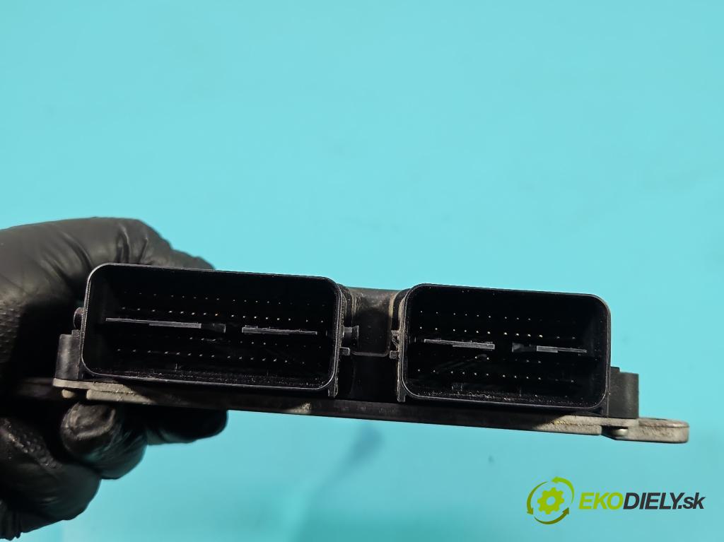 Mitsubishi Outlander III 2012-2022 2.0 16V 150 HP manual 110 kW 1998 cm3 5- riadiaca jednotka motora 1860C986