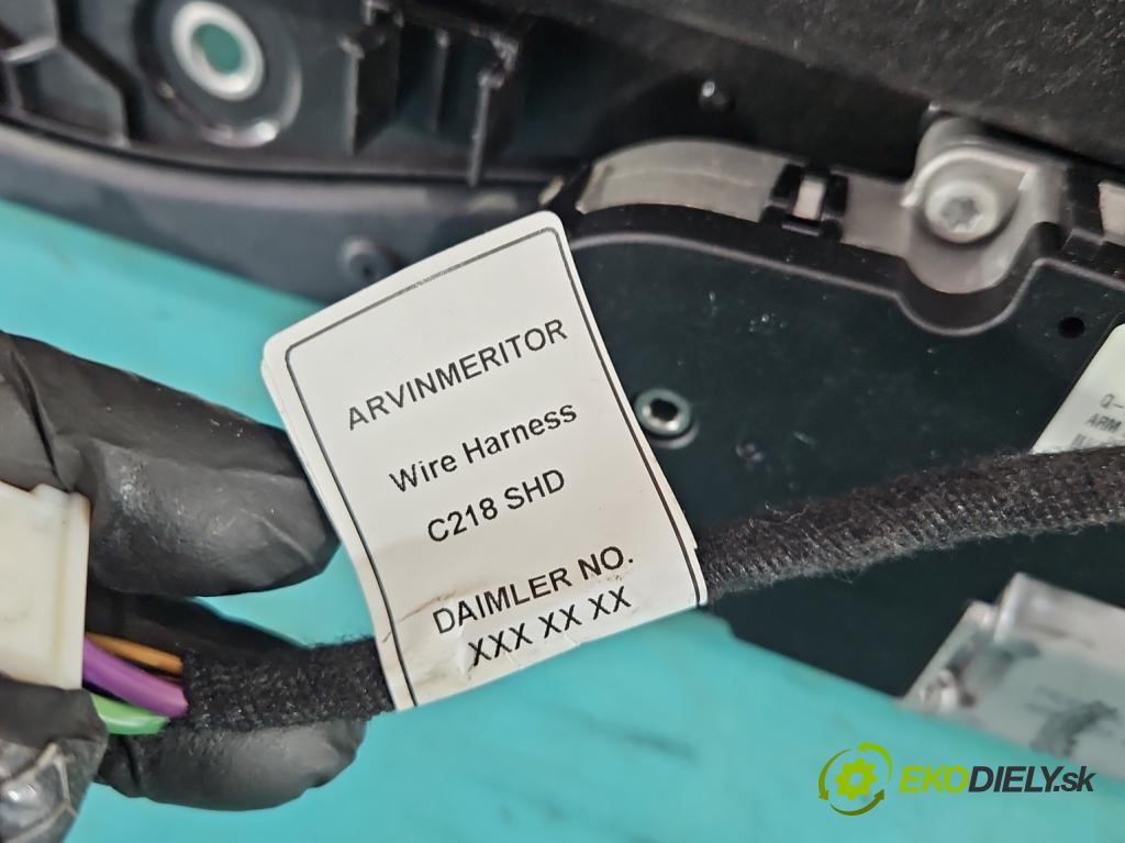 Mercedes CLS II C218 2010-2018 4.7 V8 (278922) 408KM automatic 300 kW 4663 cm3 4- Střešní okno: A218780072 (Sklo karosérie)