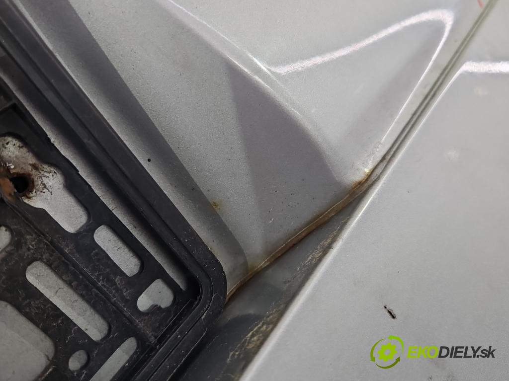 Bmw 5 E39 1996-2003 2.5 TDS 143 hp manual 105 kW 2497 cm3 4- zadní kufrové dveře  (Zadní kapota (kufr))