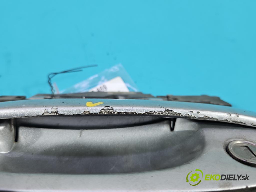 Bmw 5 E39 1996-2003 2.5 TDS 143 HP manual 105 kW 2497 cm3 4- rukoväť predné ľavé mimo:  (Kľučka dverí vonkajšia predná ľavá)