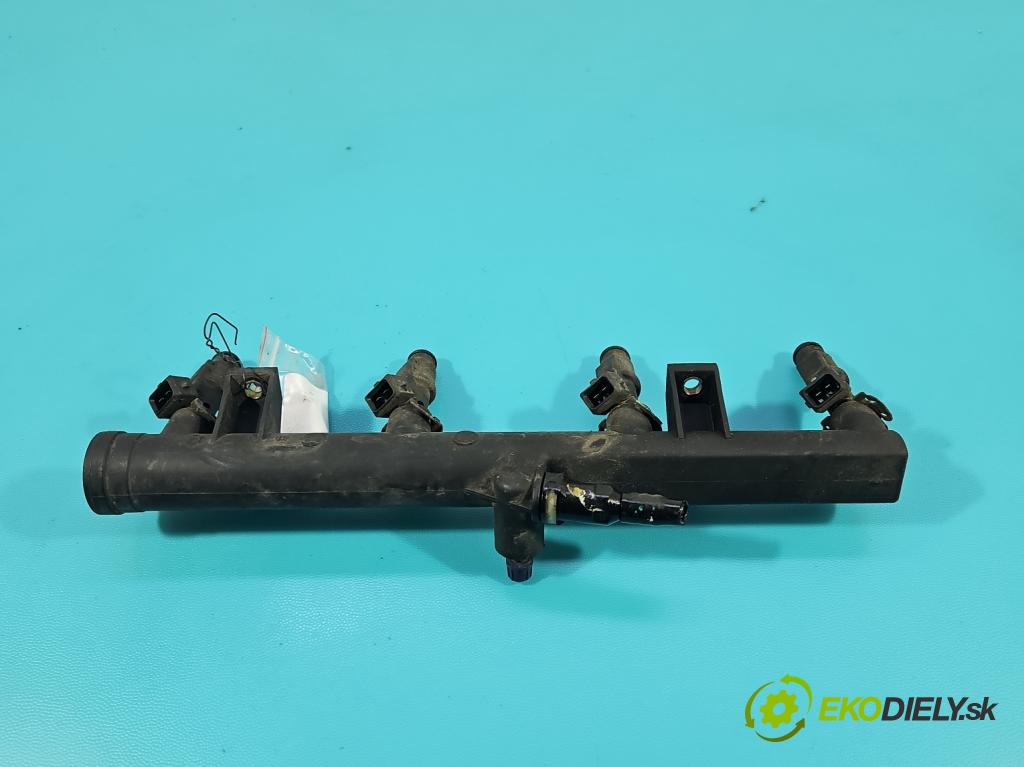 Citroen C8 2002-2014 2.0 16V 136 HP manual 100 kW 1997 cm3 5- vstrek 01F003A (Vstrekovač paliva)