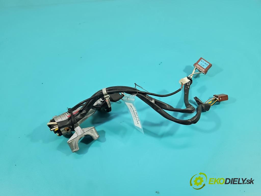 Honda Civic VI 1995-2001 1.5 16V 114 HP manual 84 kW 1493 cm3 5- Spínačka SA211350A (Spínacia skrinka)