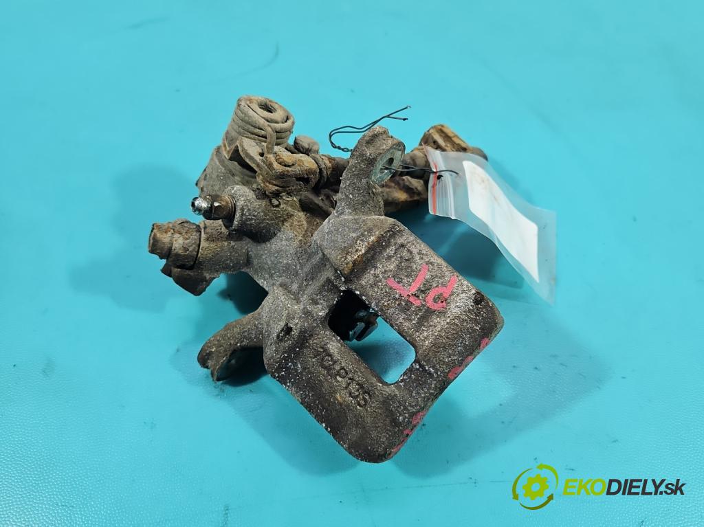 Honda Civic VI 1995-2001 1.5 16V 114 HP manual 84 kW 1493 cm3 5- brzdič zadné pravý  (Kľučka dverí ostatné)