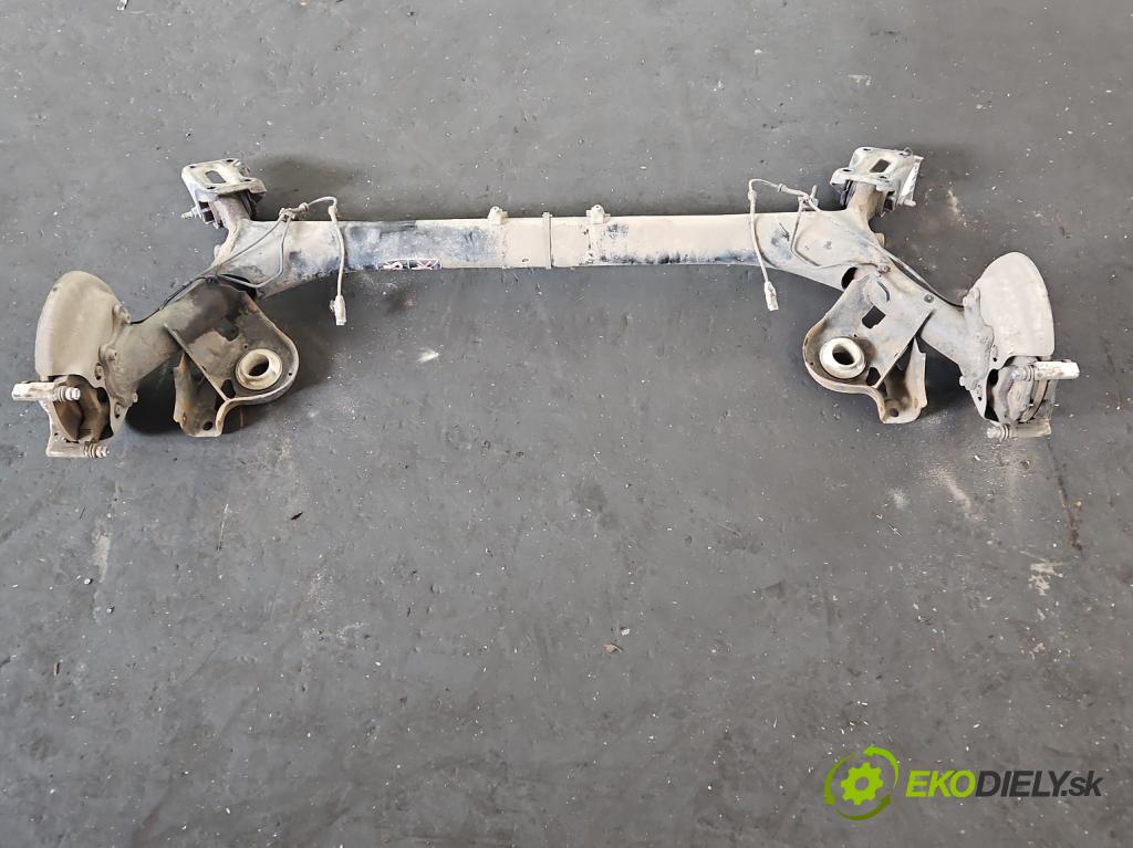 Citroen C4 II 2010-2017 1.6 hdi 120 hp automatic 88 kW 1560 cm3 5- zadní výztuha  (Výztuhy zadní)