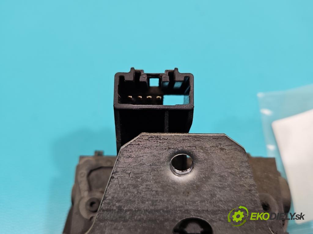 Ford S-max I 2006-2015 2.2 tdci 175 HP manual 129 kW 2179 cm3 5- zámok kufrové dvere zadné 8M51-R442A66-CB