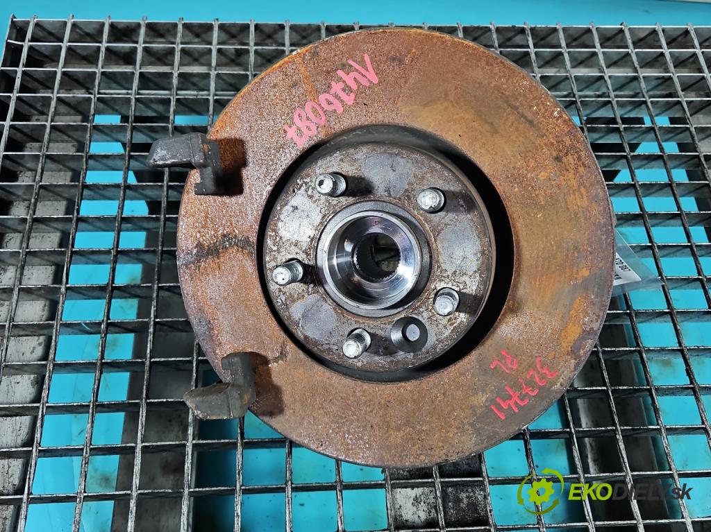 Ford S-max 2.2 tdci 175 hp manual 129 kW 2179 cm3 5- náboj levé  (Náboje)