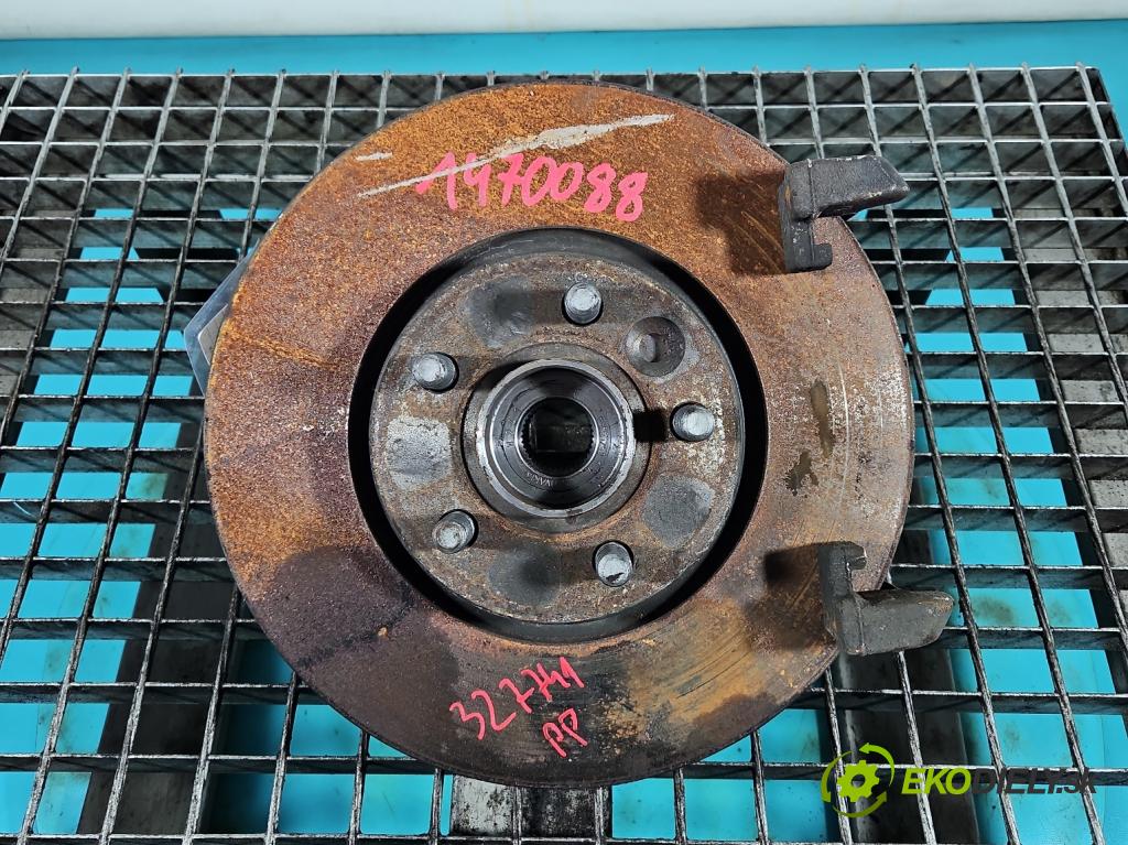 Ford S-max 2.2 tdci 175 hp manual 129 kW 2179 cm3 5- náboj pravé  (Náboje)