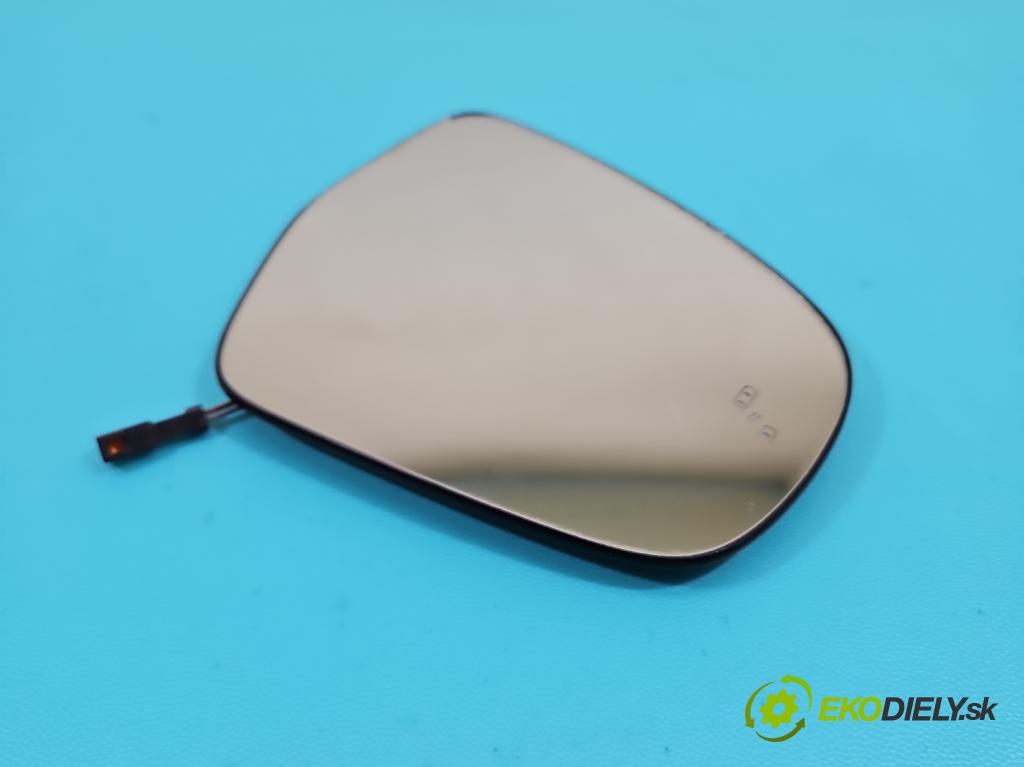 Suzuki Vitara II 2015- 1.4 T 129 hp automatic 95 kW 1373 cm3 5- zpětné zrcátko pravé 7113-301 (Klika dveří ostatní)