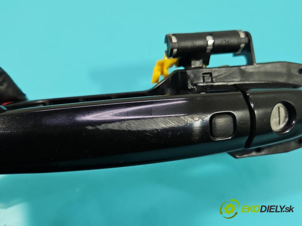 Suzuki Vitara II 2015- 1.4 T 129 HP automatic 95 kW 1373 cm3 5- rukoväť predné ľavé mimo:  (Kľučka dverí vonkajšia predná ľavá)