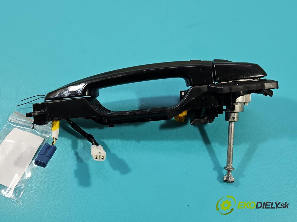 Suzuki Vitara II 2015- 1.4 T 129 HP automatic 95 kW 1373 cm3 5- rukoväť predné ľavé mimo:  (Kľučka dverí vonkajšia predná ľavá)