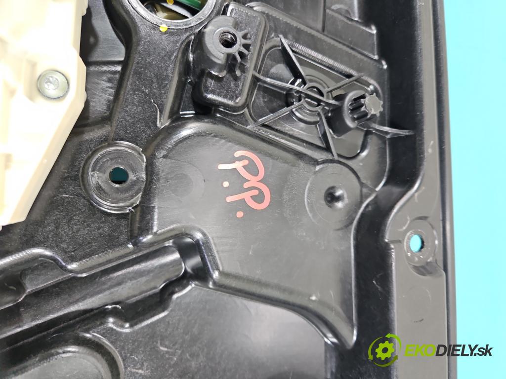 Infiniti Q30 2015-2019 1.6 T 156 hp automatic 115 kW 1595 cm3 5- mechanismus stahování přední pravý A2469065200