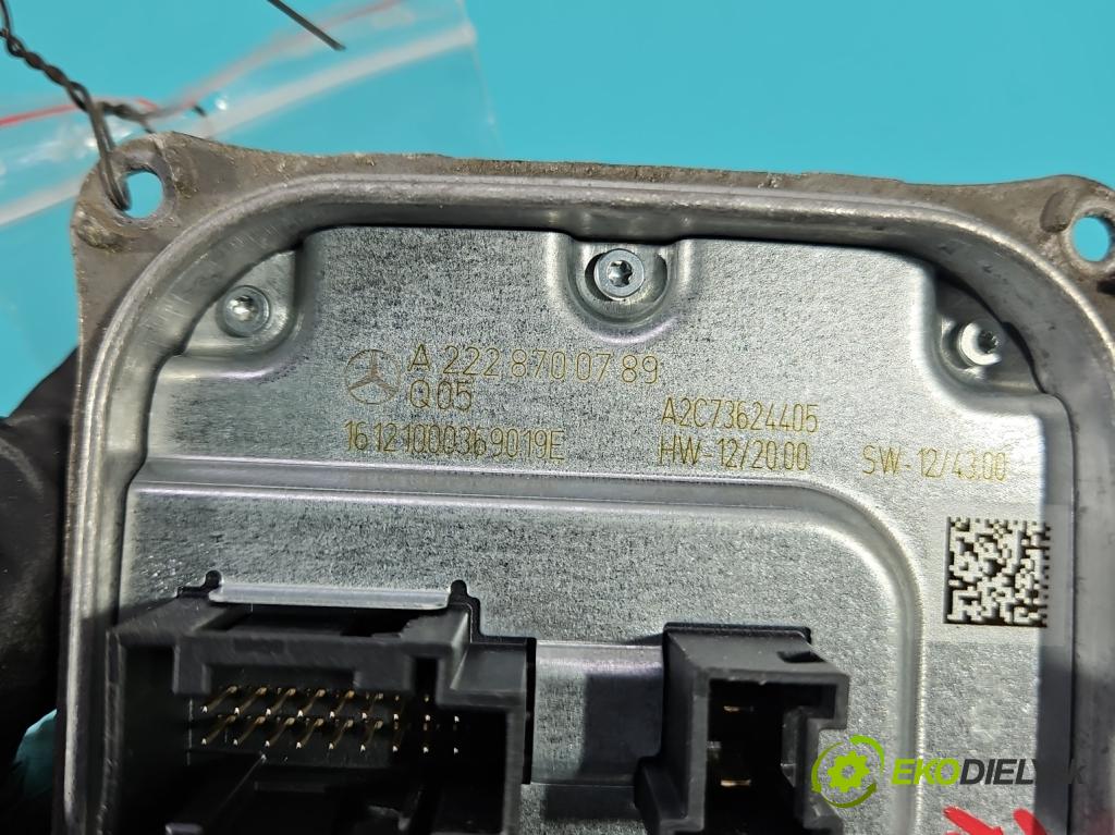 Infiniti Q30 2015-2019 1.6 T 156 HP automatic 115 kW 1595 cm3 5- střídač: xenon A2228700789 (Riadiaca jednotka xenónu)