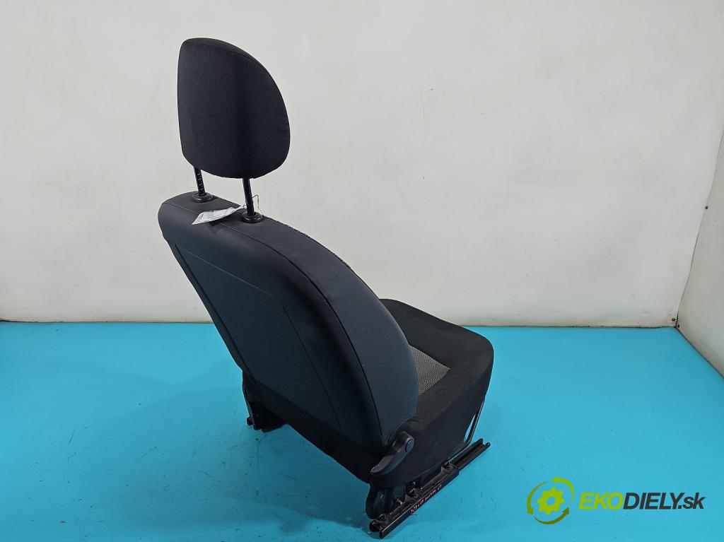 Dacia Dokker 2012- 1.6 8V 82 HP manual 60,5 kW 1598 cm3 5- Sedačka ľavý  (Sedadlo)