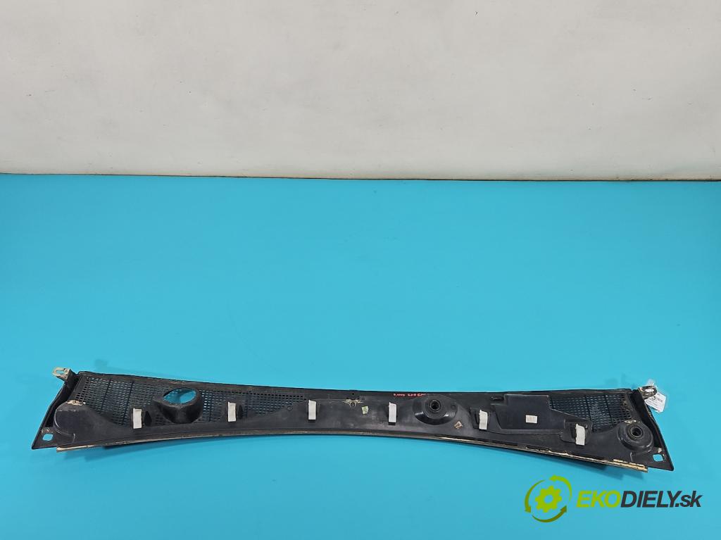 Dacia Dokker 2012- 1.6 8V 82 HP manual 60,5 kW 1598 cm3 5- torpédo 668119050R (Torpédo (plast pod čelným sklom))