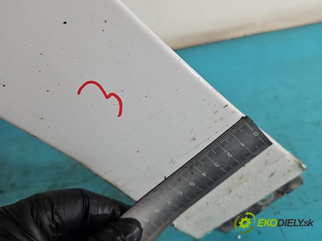 Dacia Dokker 2012- 1.6 8V 82 hp manual 60,5 kW 1598 cm3 5- blatnik přední levý  (Levý přední blatník)