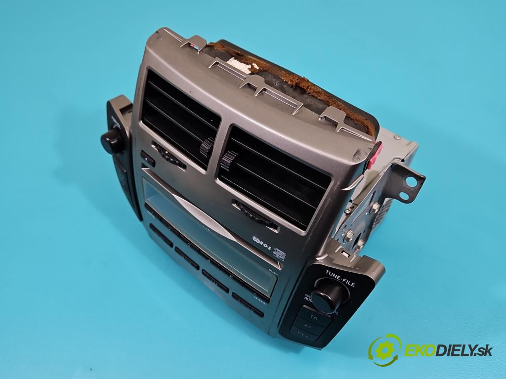 Toyota Yaris II 2005-2011 1.4 D4D 90 HP manual 66 kW 1364 cm3 5- Radio originál 86120-0D510