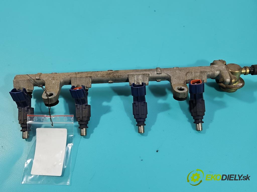 Toyota Yaris I 1999-2005 1.3 vvti 86 HP manual 63 kW 1299 cm3 3- vstrek 23250-0J010 (Vstrekovač paliva)