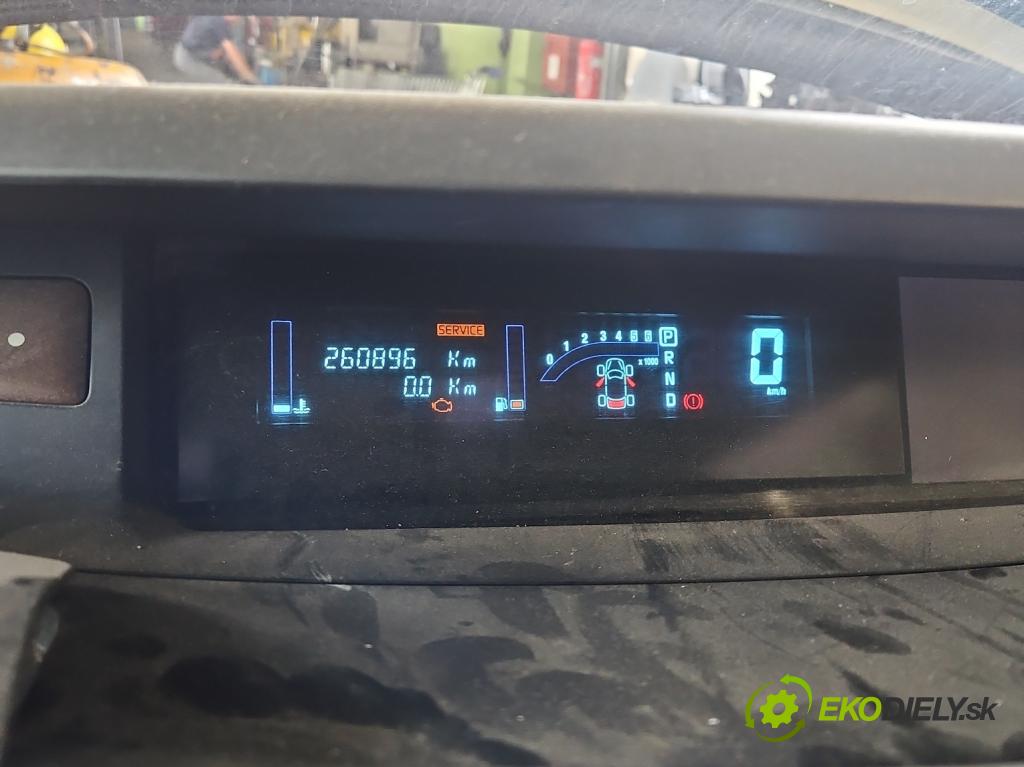 Renault Espace IV 2003-2014 2.0 dci 173KM automatic 127 kW 1995 cm3 5- prístrojovka/ budíky P8200726188-A (Prístrojová doska)
