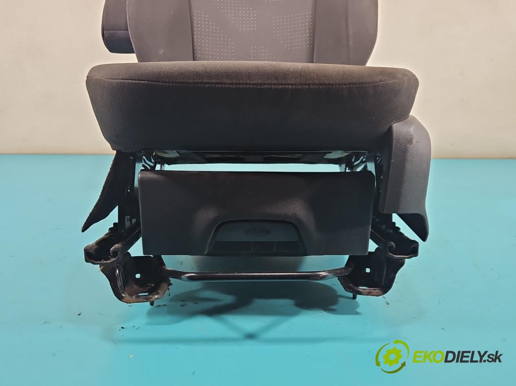 Ford Transit Courier  2014-2023 1.5 tdci 75 HP manual 55 kW 1499 cm3 5- Sedačka ľavý  (Sedadlo)