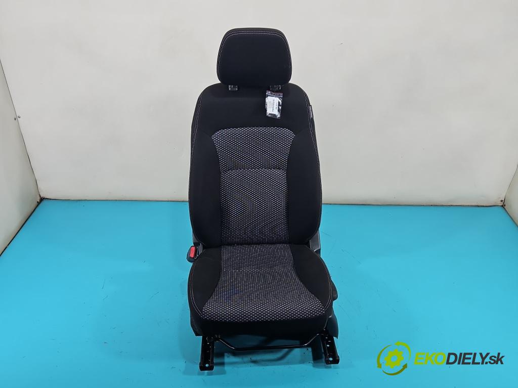 Suzuki Vitara II 2015- 1.4 T 129 HP automatic 95 kW 1373 cm3 5- Sedačka ľavý  (Sedadlo)