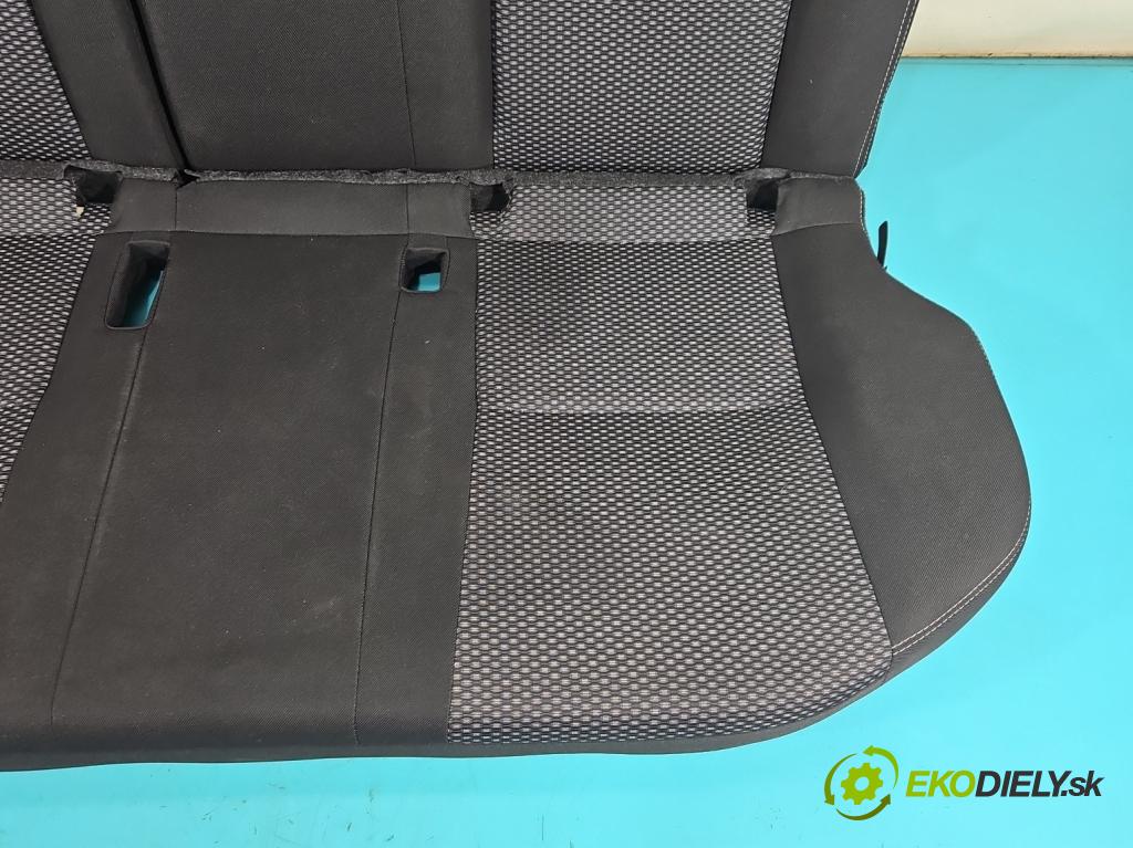 Suzuki Vitara II 2015- 1.4 T 129 HP automatic 95 kW 1373 cm3 5- Pohovka: zadné  (Sedadlo)