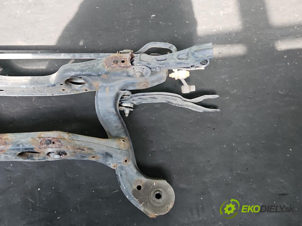 Infiniti Q30 2015-2019 1.6 T 156 HP automatic 115 kW 1595 cm3 5- zadna výstuha 2463502401 (Výstuha zadná)