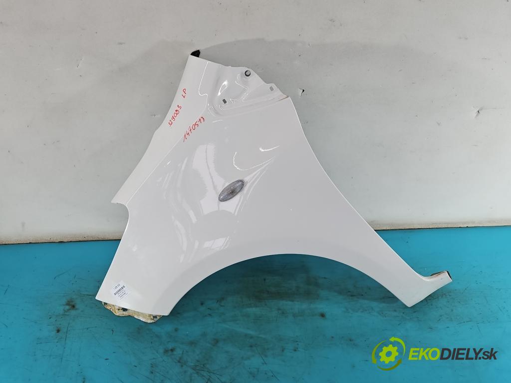 Toyota Yaris II 2005-2011 1.4 D4D 90 hp manual 66 kW 1364 cm3 5- blatnik přední levý  (Levý přední blatník)