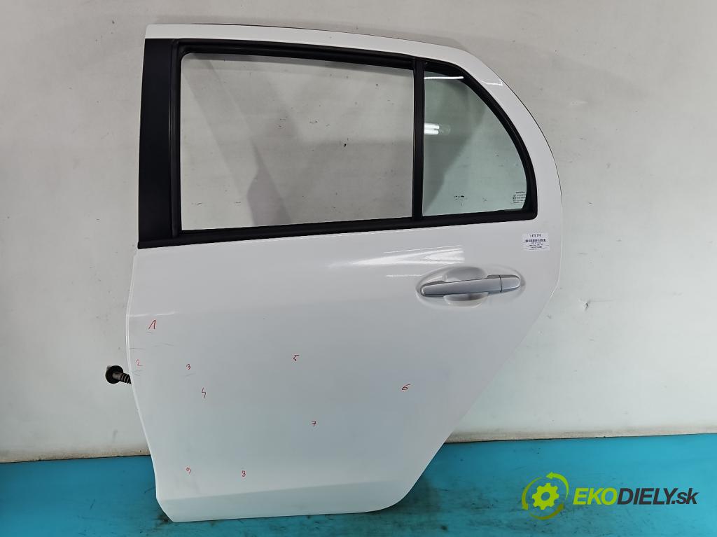 Toyota Yaris II 2005-2011 1.4 D4D 90 hp manual 66 kW 1364 cm3 5- dveře zadní levé  (Klika dveří ostatní)