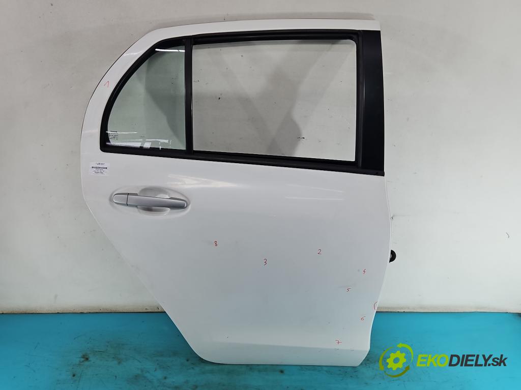 Toyota Yaris II 2005-2011 1.4 D4D 90 HP manual 66 kW 1364 cm3 5- dvere zadné pravé  (Kľučka dverí ostatné)