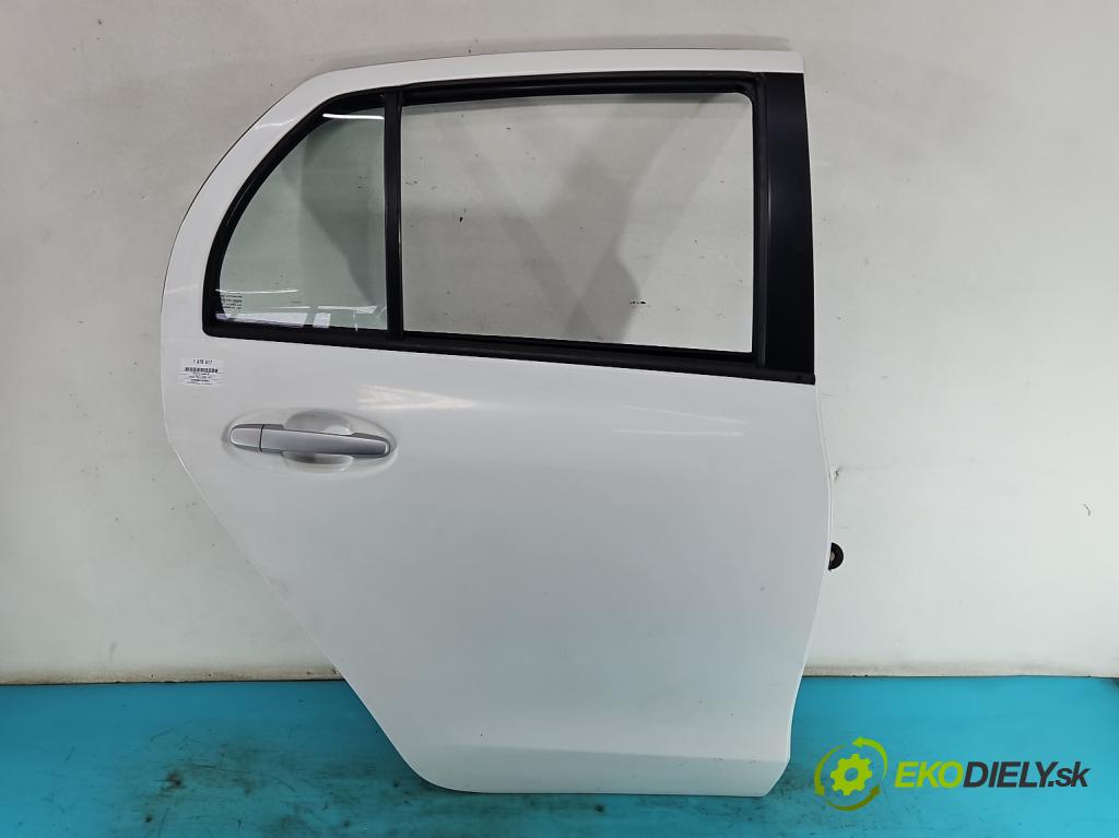 Toyota Yaris II 2005-2011 1.4 D4D 90 HP manual 66 kW 1364 cm3 5- dvere zadné pravé  (Kľučka dverí ostatné)