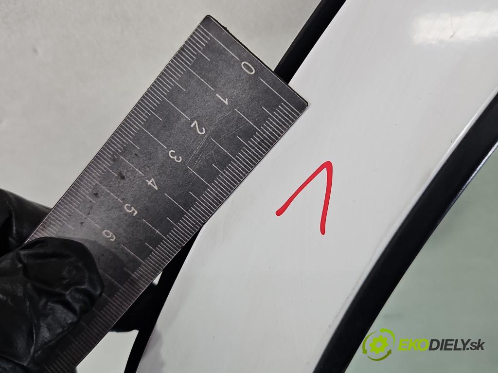 Toyota Yaris II 2005-2011 1.4 D4D 90 HP manual 66 kW 1364 cm3 5- dvere zadné pravé  (Kľučka dverí ostatné)