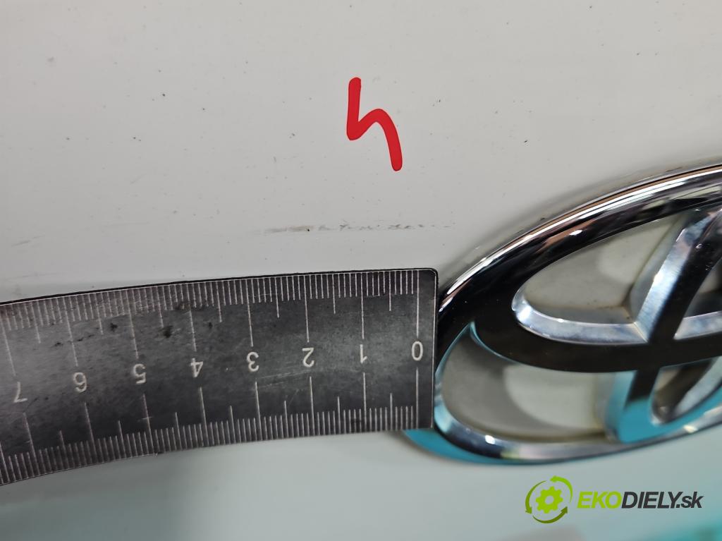 Toyota Yaris II 2005-2011 1.4 D4D 90 hp manual 66 kW 1364 cm3 5- zadní kufrové dveře  (Zadní kapota (kufr))