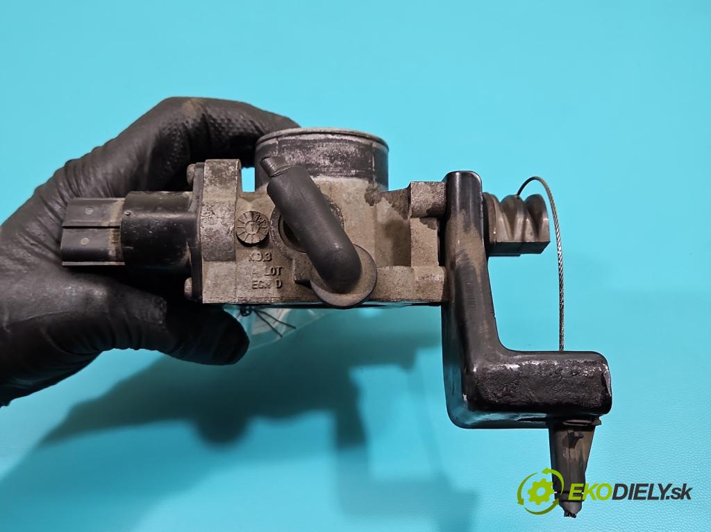 Chrysler Pt cruiser 2.0 16V 141 HP manual 104 kW 1996 cm3 5- klapka 04891513AA (Škrtiaca klapka)