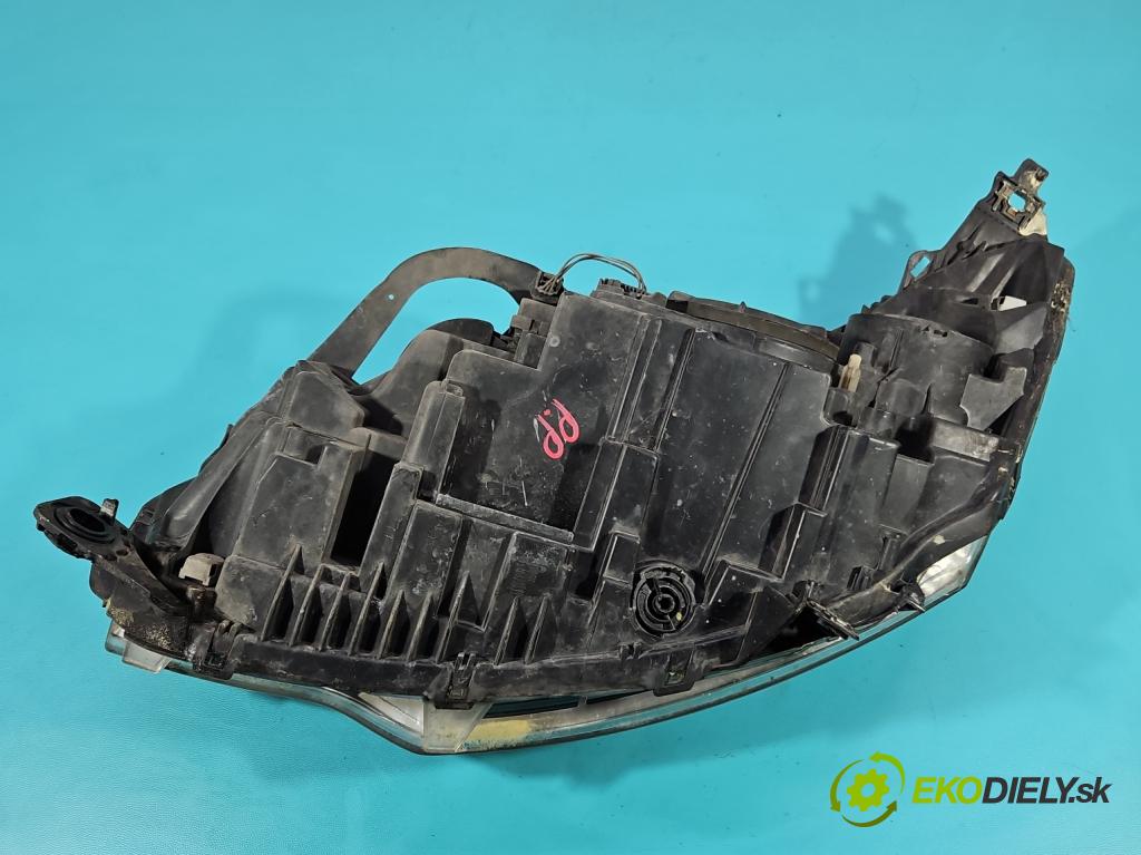 Citroen C5 II 2008-2017 2.0 hdi 136 HP manual 100 kW 1997 cm3 4- Reflektor: pravý 9672694080 (Svetlo predné pravé)